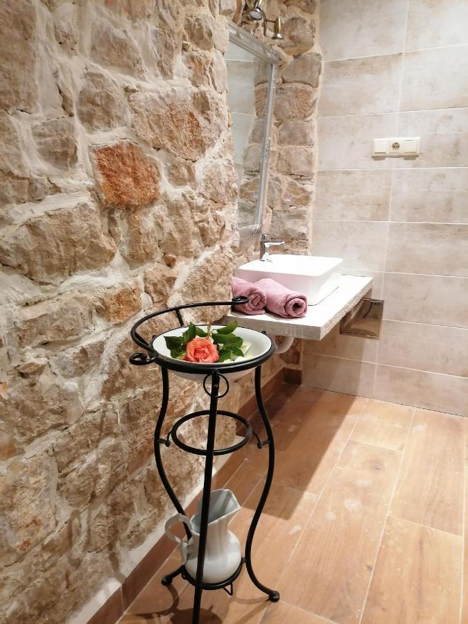 Boutique Vila Marijini Dvori Tribunj  Ngoại thất bức ảnh