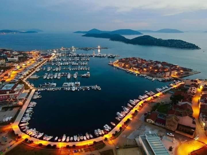 Boutique Vila Marijini Dvori Tribunj  Ngoại thất bức ảnh