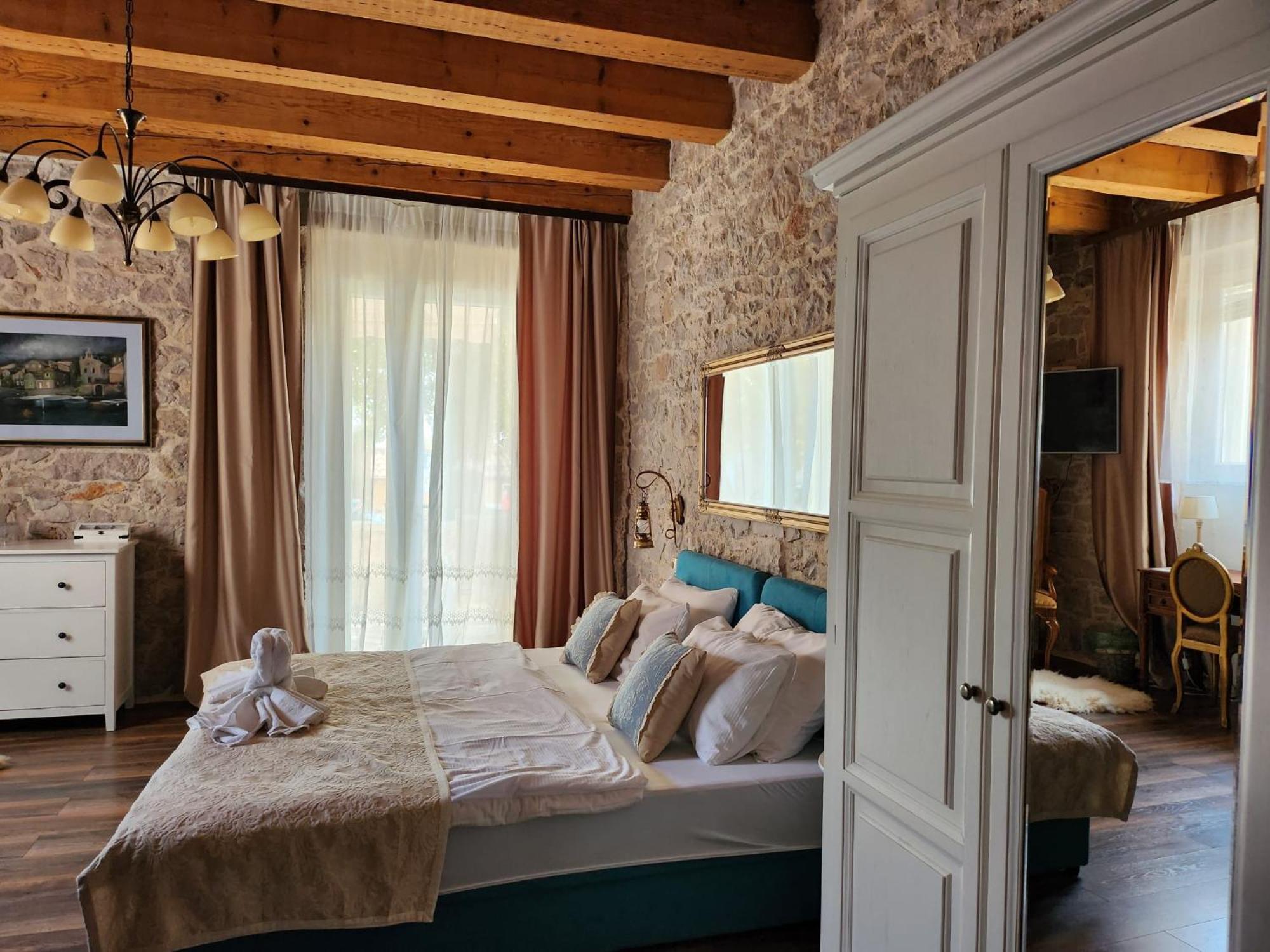 Boutique Vila Marijini Dvori Tribunj  Phòng bức ảnh